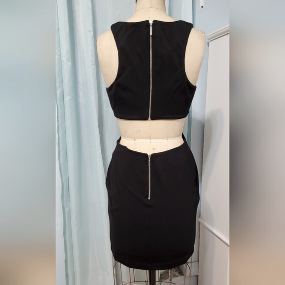Leather panel cutout dress. - Picture 4 of 7